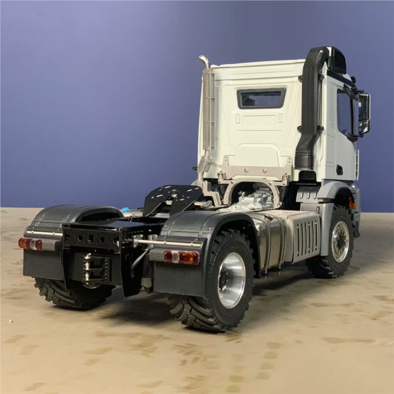 RTR 1/14 3速モデルRCトラクタートラックBZ L4 - Rc Hobby Farm のレビューと価格